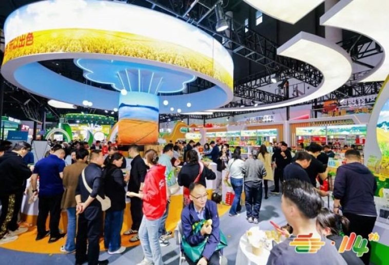 你不是没资格，是没带“入场券”：新锐零食品牌秋糖申请通关秘籍